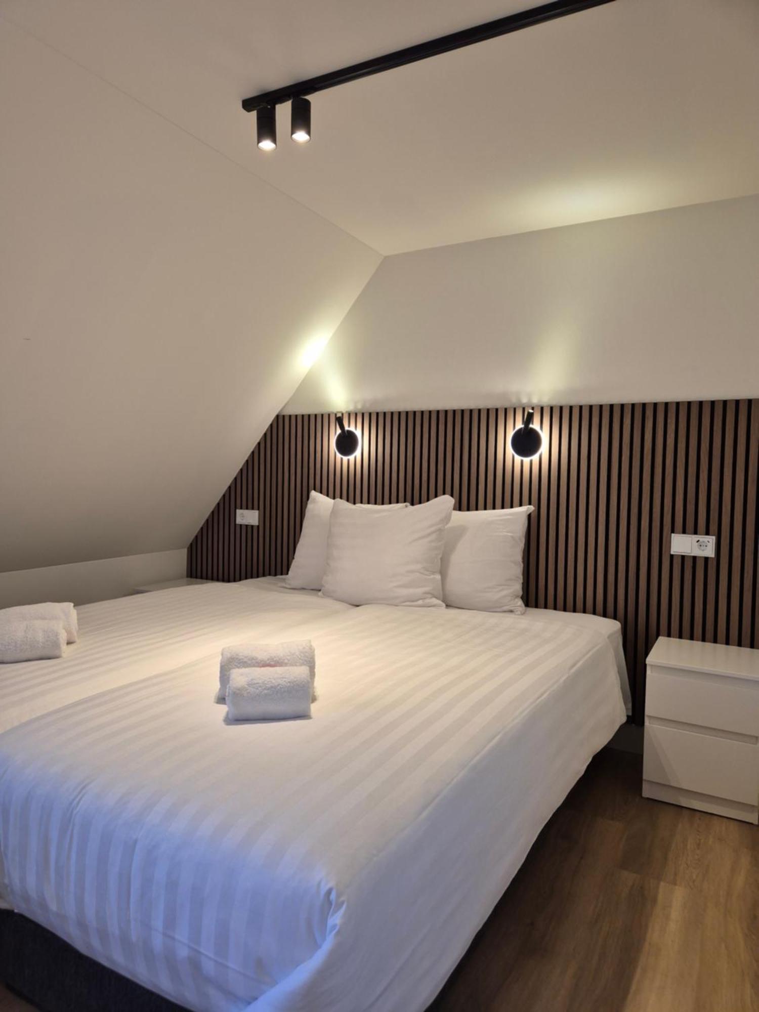 Hotel Den Burg - Digital Access Zewnętrze zdjęcie